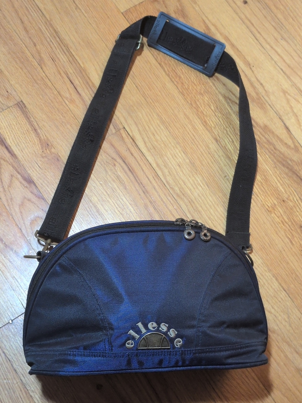 Ellesse vintage nylon navy and black crossbody messenger bag